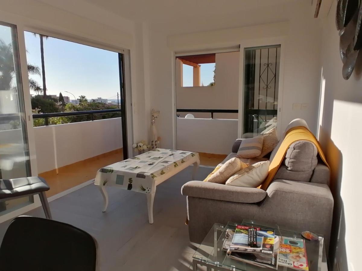 Appartement Moderne Pour 6 Adultes เบนัลมาเดนา ภายนอก รูปภาพ