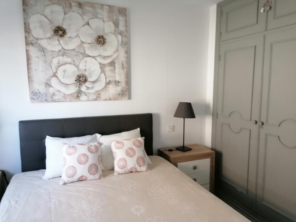 Appartement Moderne Pour 6 Adultes เบนัลมาเดนา ภายนอก รูปภาพ