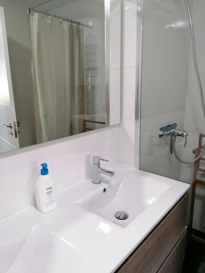 Appartement Moderne Pour 6 Adultes เบนัลมาเดนา ภายนอก รูปภาพ