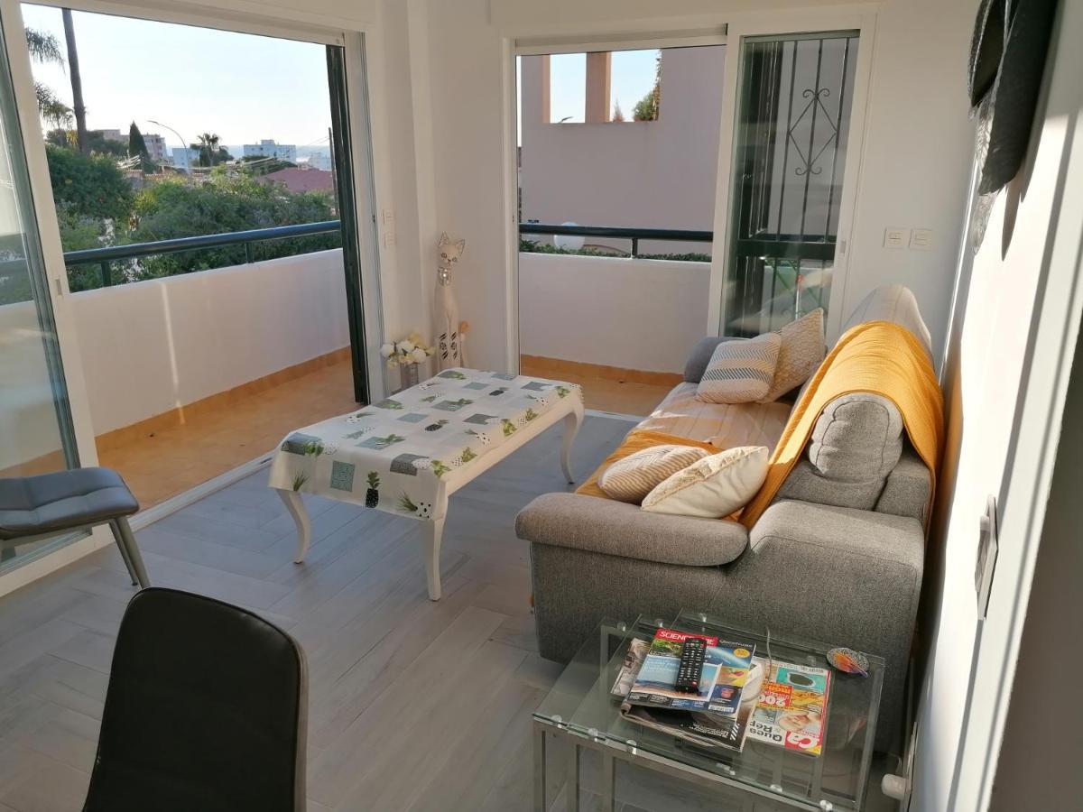Appartement Moderne Pour 6 Adultes เบนัลมาเดนา ภายนอก รูปภาพ